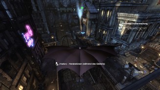 Batman: Arkham CityArkham City steckt voller Details. Bereits das Umherfliegen macht einen Riesenspaß.