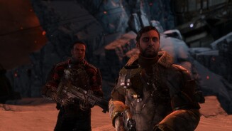 Dead Space 3: AwakenedAuch in Awakened ist Soldat John Carver mit von der Partie und mit ihm auch der Koop-Modus.