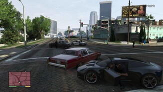 GTA 5 – Verfolgungsjagd
Schießt man das Fahrzeug eines Polizisten fahruntüchtig, wird der Polizist das Fahrzeug eines Zivilisten requirieren und damit die Verfolgung fortsetzen.