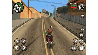 GTA: San AndreasUm ein PS2-Pad zu emulieren, sind viele Touch-Buttons nötig. Bei schnellen Sequenzen wie dieser Verfolgungsjagd tatscht man gern mal daneben. (iPad)