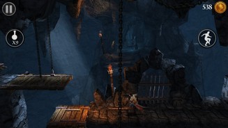  Prince of Persia : The Shadow and the FlameDer linke Daumen bestimmt die Laufrichtung (links rechts), mit dem rechten duckt ihr euch oder springt (runter hoch).