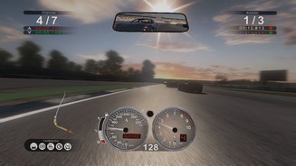 Test Drive: Ferrari Racing LegendsGrafisches Schmankerl: Die Lichteffekte auf dem Asphalt sehen toll aus.