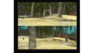Player 1 (upper screen) is watching an enemy soldier through the sniper, while player 2 (lower screen) is using machine gun to mow him down from the right flank