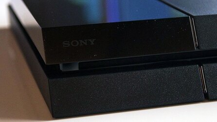 PlayStation 4 - Tutorial: So lässt sich die Festplatte der Konsole austauschen