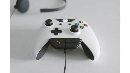 Xbox One - Bilder von der weißen Entwickler-Version