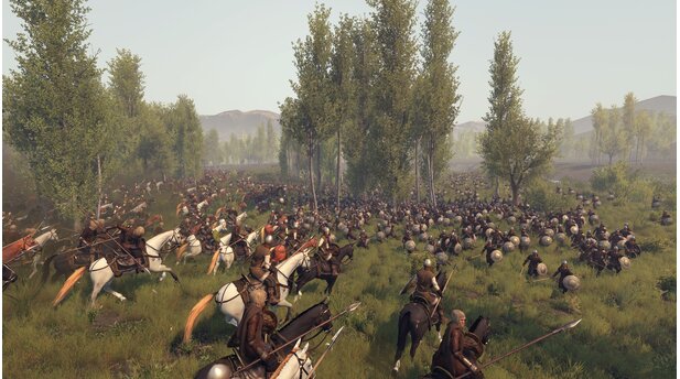 Mount + Blade 2: BannerlordTreffen große Heere aufeinander, fallen auch die Echtzeitschlachten gewaltig aus wie bei diesem Kavallerieansturm auf formierte Infanterie.