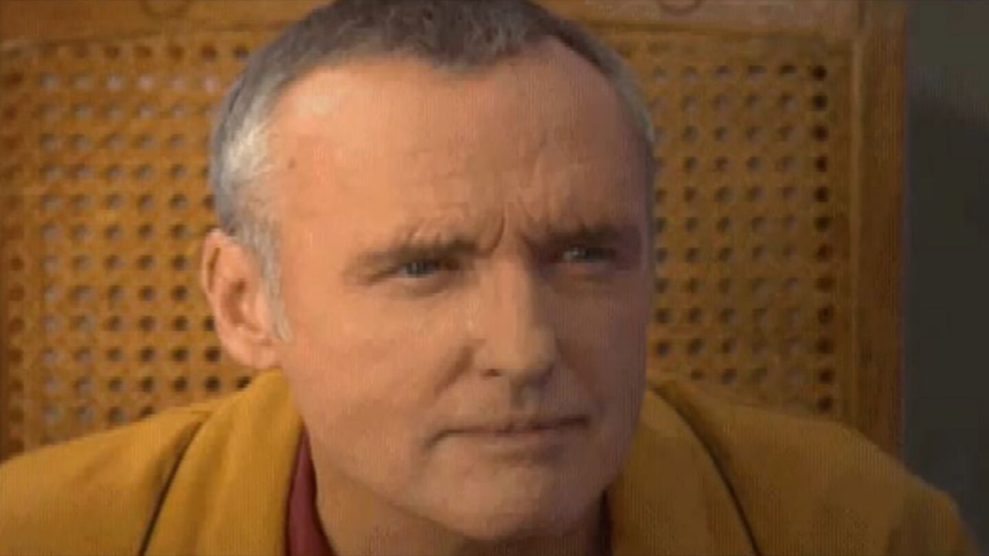 Dennis Hopper – Black Dahlia (1998)Der US-amerikanische Schauspieler Dennis Hopper ist vor allem für seine Rollen in Hoosiers (1986) und Easy Rider (1969) bekannt. Beide Rollen brachten ihm eine Oscarnominierung ein. Weitere Filme aus den man den 2010 verstorbenen Schauspieler kennen kann – und sollte – sind: Apocalypse Now (1979), Blue Velvet (1986) und True Romance (1993).