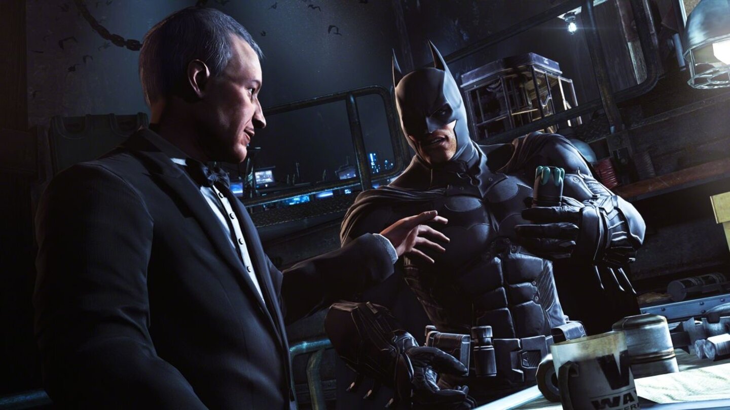 Batman: Arkham OriginsButler Alfred dient nicht nur als Mentor, sondern zeigt uns auch wie wir an der Werkbank unsere Gadgets verbessern.
