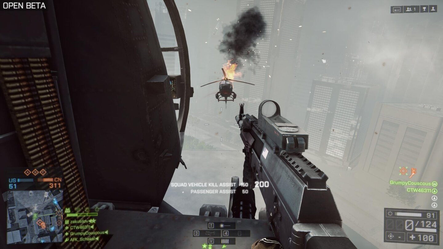 Battlefield 4 - Multiplayer-BetaAuch in der Luft kommt es pausenlos zu Gefechten zwischen den Fraktionen. Hier haben wir einen feindlichen Heli abgeschossen.