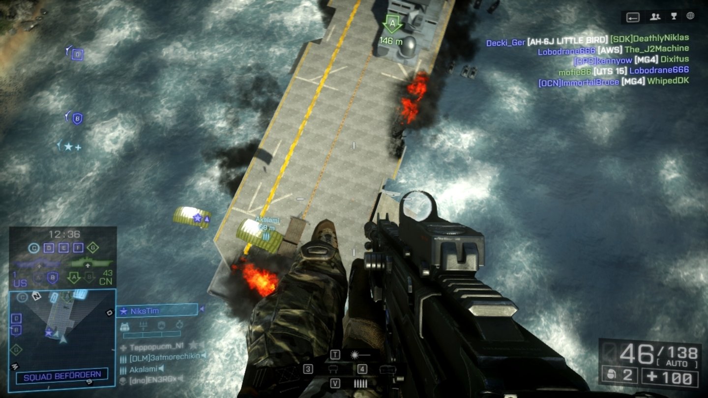 Battlefield 4 - Naval StrikeIst der Träger mal geknackt, können wir direkt darüber mit dem Fallschirm abspringen.