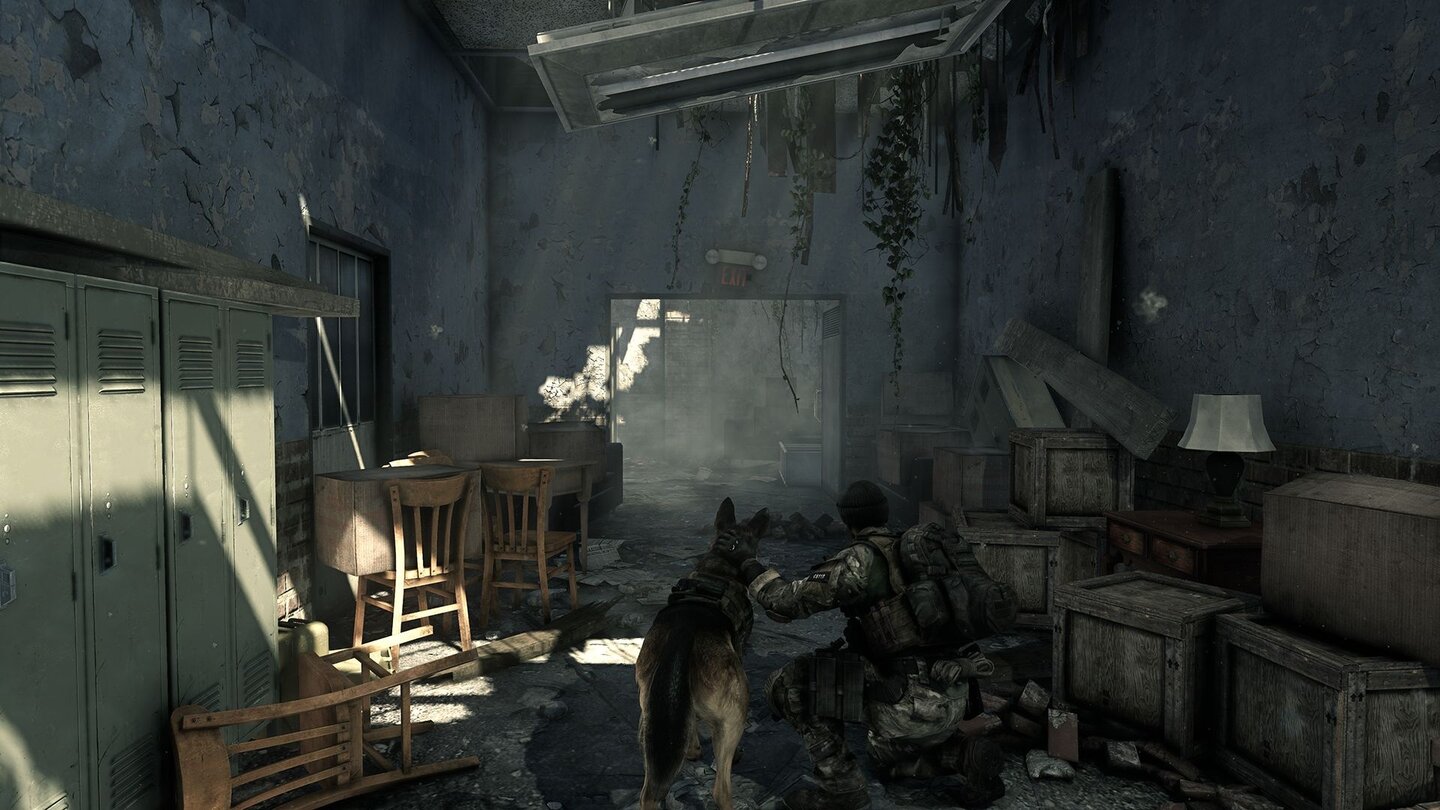 Call of Duty: Ghosts - PC-ScreenshotsUnser Schäferhund-Begleiter Riley folgt uns durch einige Missionen, kurz können wir ihn über seine Schulterkamera auch selbst steuern, meist hetzen wir ihn aber nur auf Gegner.
