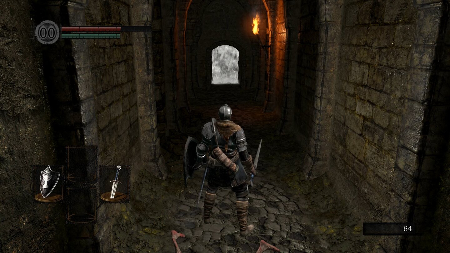 Dark Souls: RemasteredIm Remaster wabern sie tatsächlich wie Nebel. Zudem wirken Boden- und Wandtexturen deutlich knackiger.