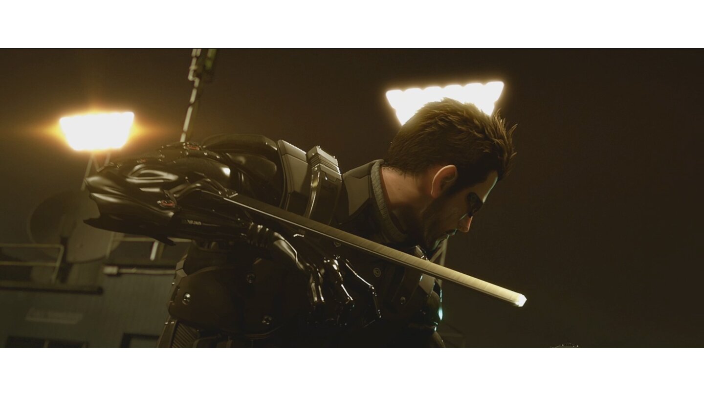 [28] Im Trailer trägt Adam eine ausfahrbare Klinge im Arm. Deus Ex wird ein Rollenspiel-Shooter, aber auch Nahkampf ist integriert. Sie entscheiden, wie Sie sich spezialisieren.