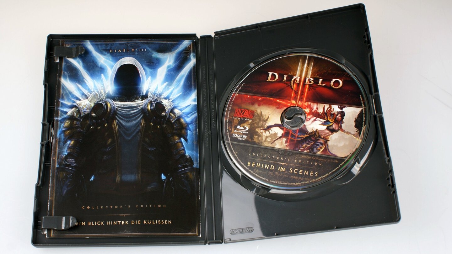 Diablo 3 - Die Collector's Edition ausgepacktDie Bonus-Disk liefert dabei mehr als eine Stunde Interview-Material zu Diablo 3.