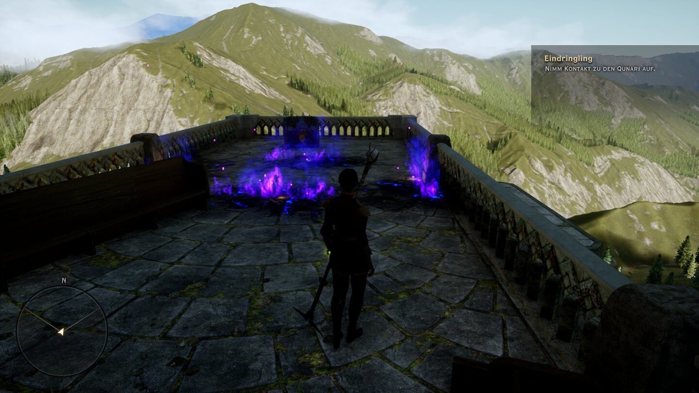 Dragon Age: Inquisition - DLC »Eindringling«Die lilafarbenen Barrieren können wir nur durchqueren, wenn wir vorher unsere neue Fähigkeit Ankerentladung benutzt haben.