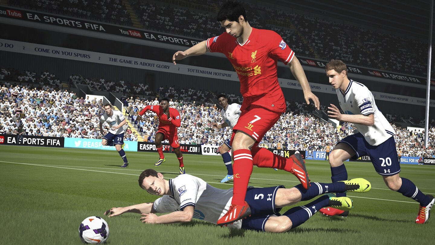 FIFA 14 (PlayStation 4 / Xbox One)Es gibt einige neue Animationen und Grätschen.