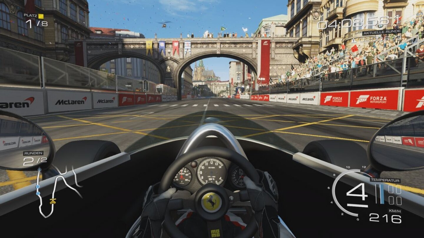 Forza Motorsport 5In den Formel-Wagen empfehlen wir die Cockpitperspektive besonders. Das Geschwindigkeitsgefühl ist exzellent!