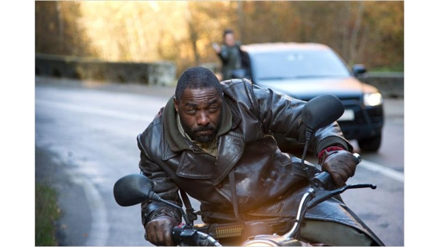 Ghost Rider 2Co-Star Idris Elba (hier als Mönch Moreau zu sehen) bewirbt sich selbst gerade um eigene Comicrollen. So steht er im Gespräch, als neuer Blade oder Luke Cage eigene Filme zu bekommen.Bildrechte: Universum/Walt Disney Studios Motion Pictures Germany GmbH