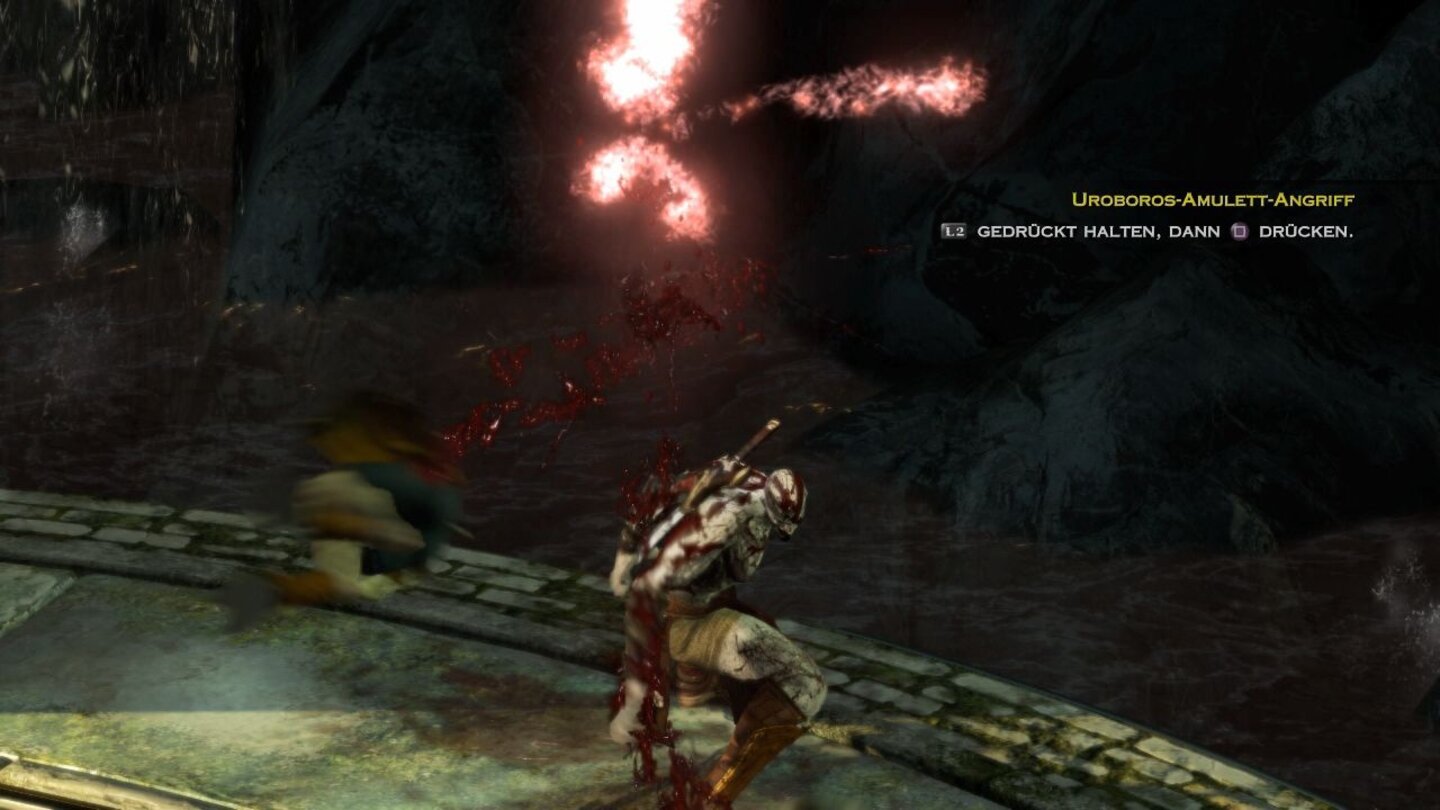 God of War: AscensionBei den Finishern werden die Feinde in zwei Teile gerissen, geköpft oder in Grund und Boden geklopft.