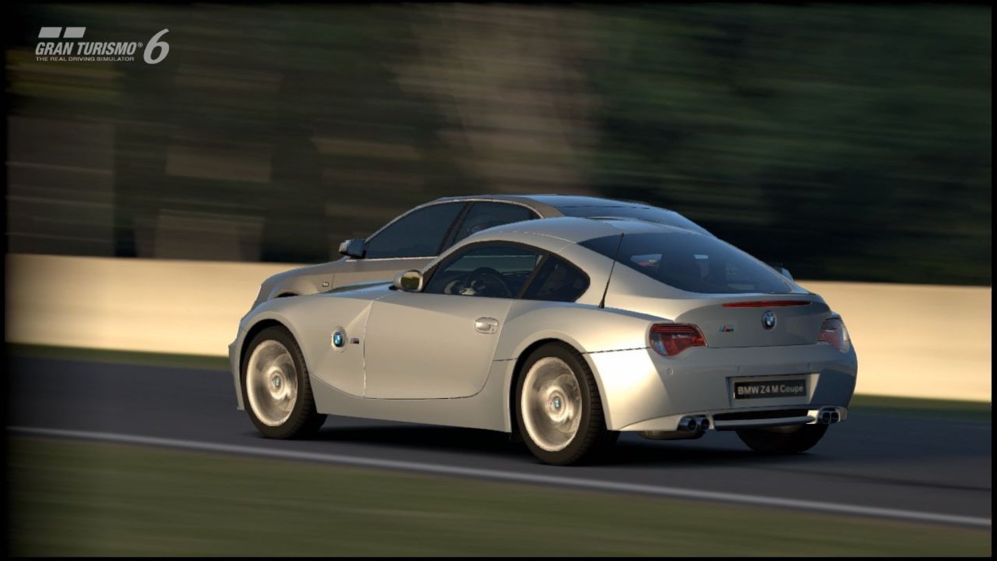 Gran Turismo 6Die schönen Fahrzeugmodelle kommen besonders in den schicken und speicherbaren Wiederholungen zur Geltung.