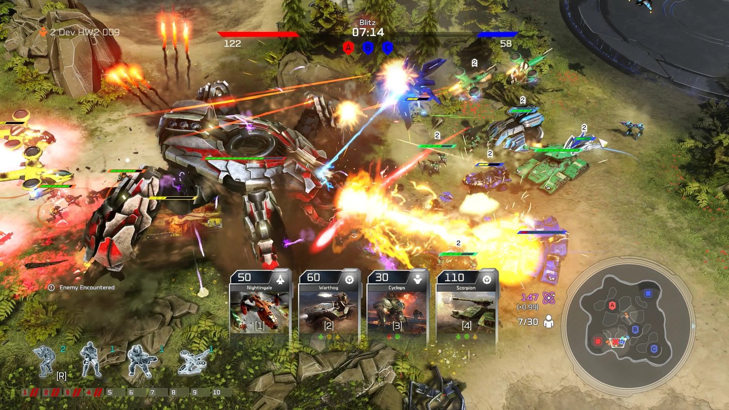 Halo Wars 2Auch im Blitz-Modus gibt es Scarabs, das Ausspielen der Karte kostet aber stolze 300 Energieeinheiten.