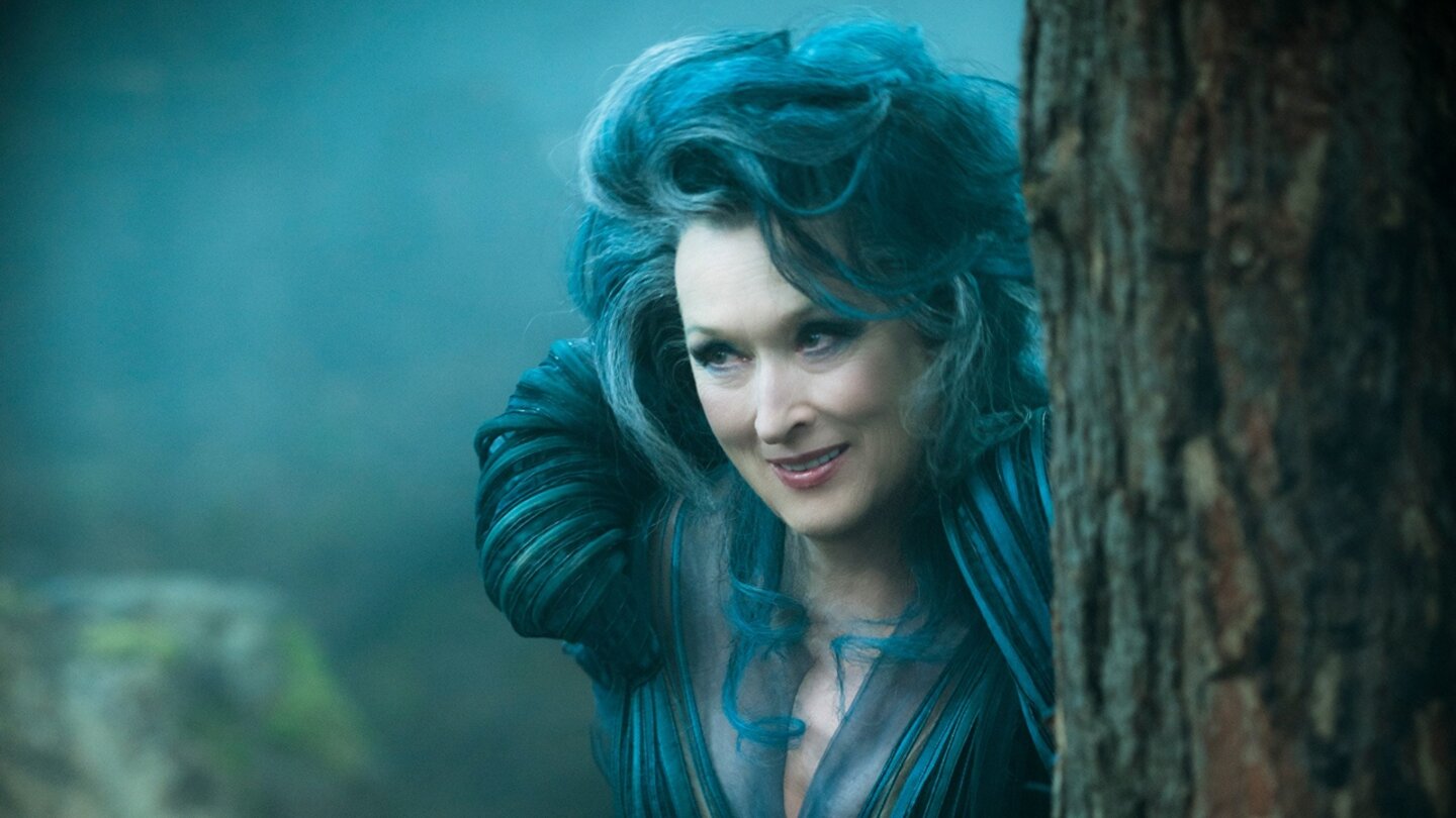 Into the WoodsTrügerisch schön versucht die Hexe (Meryl Streep) so manchen in ihre Falle zu locken.
