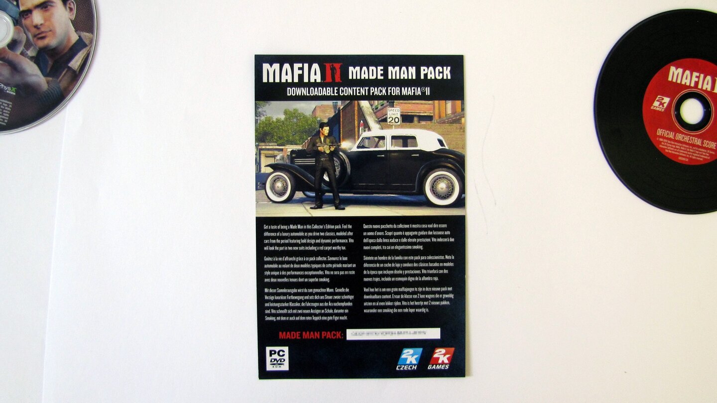 Die Collector's Edition von Mafia 2 ausgepacktDas DLC-Paket »Made Man« schaltet zwei neue Luxuswagen frei und hängt Ihnen zudem zwei edle Anzüge in den Kleiderschrank.
