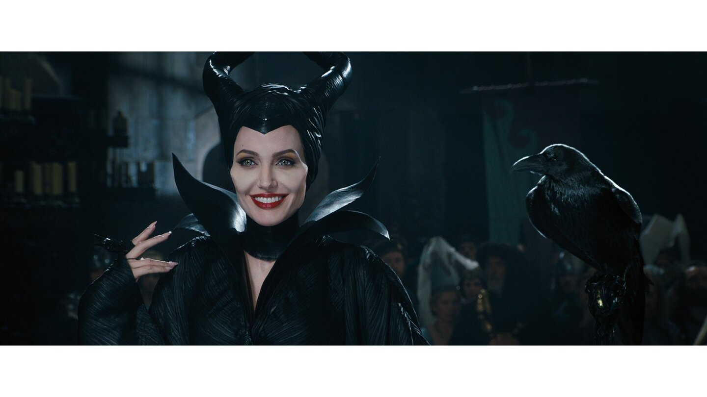 MaleficentHier...moment...Bildunterschrift...bin abegelenkt...zu schön...Jolie...