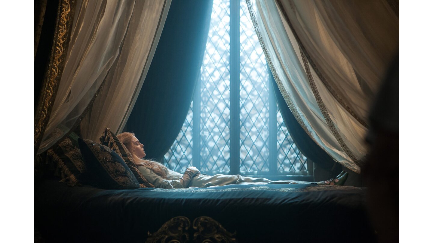 MaleficentWer bei diesem Film einschläft, hat entweder Narkolepsie. Oder heißt Dornröschen.