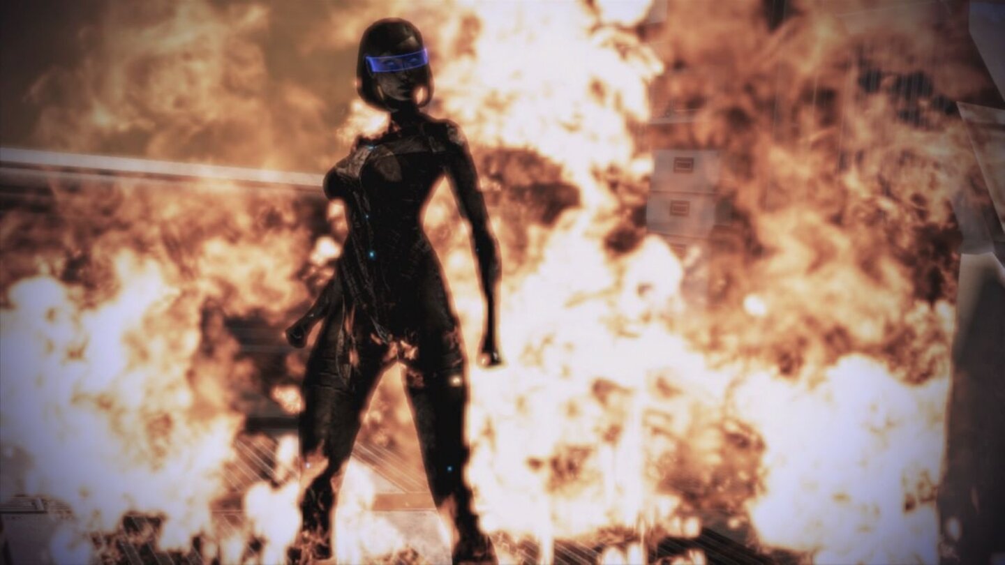 Mass Effect 3: Special EditionDie Explosion ihres Raumschiffs scheint unserem Gegenüber wohl nicht viel auszumachen, denn trotz Verbrennungen hat sie noch genug Kraft um uns anzugreifen.