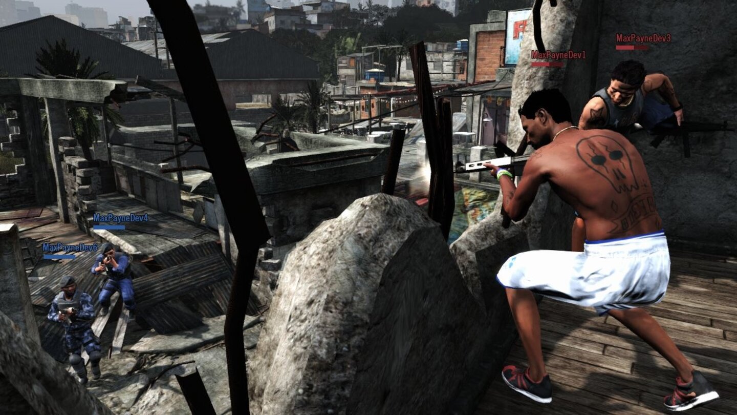 Max Payne 3 - Multiplayer-ModusBei Gangwar treten verfeindete Parteien gegeneinander an. Hier: Cops und Gangster.