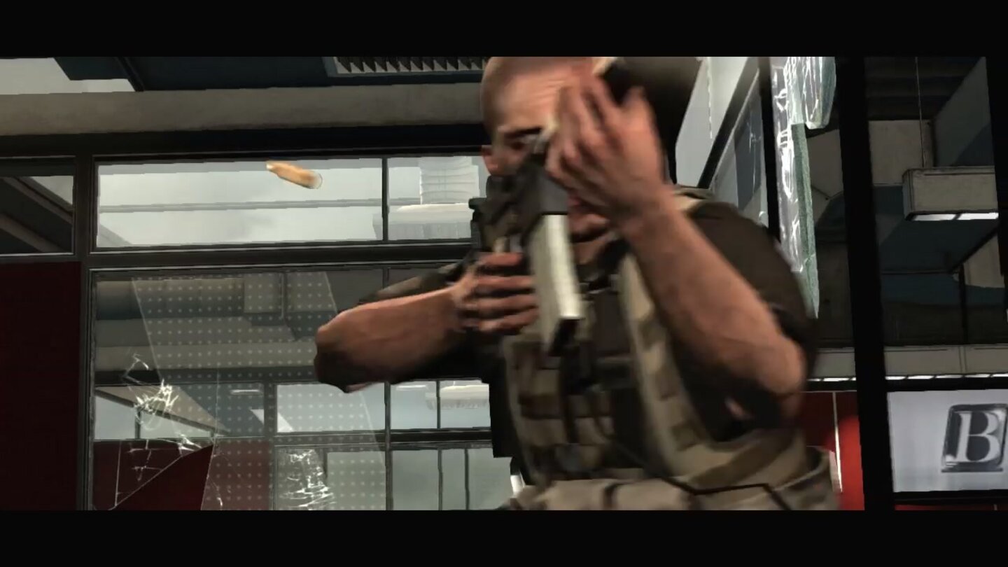 Max Payne 3 Beim Abfeuern der Waffen fliegen einzelne Patronen aus der Ladekammer.