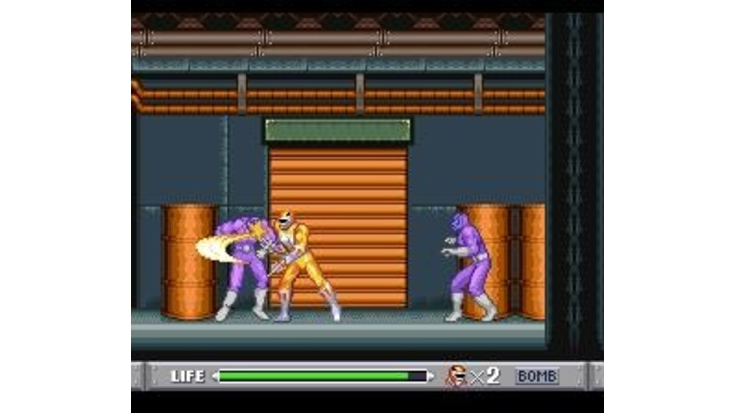 Fighting two violet guys with the blade, dressed in a robotic suit
