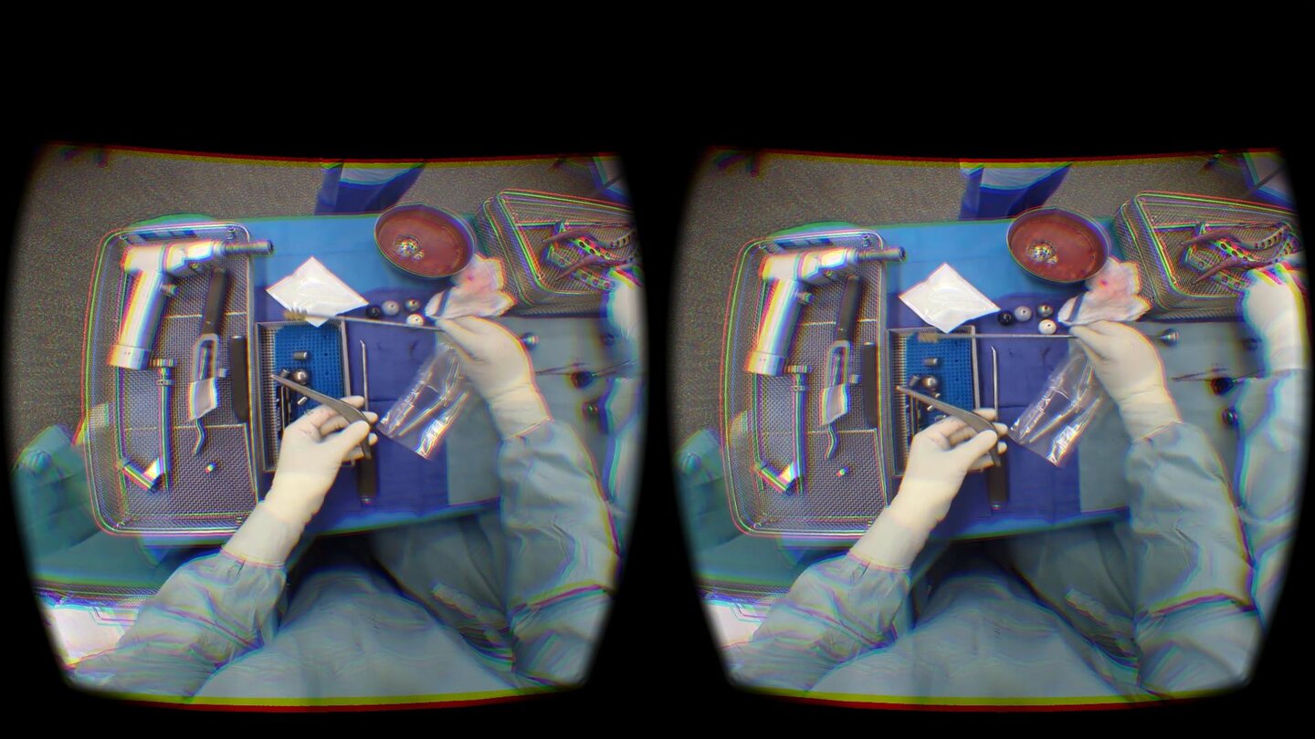 Hartgesottene können mit der Oculus Rift DK2 sogar eine Hüft-OP aus dem Blickwinkel eines Orthopäden miterleben. Beeindruckend und wahrscheinlich besonders für Medizin-Studenten nützlich.