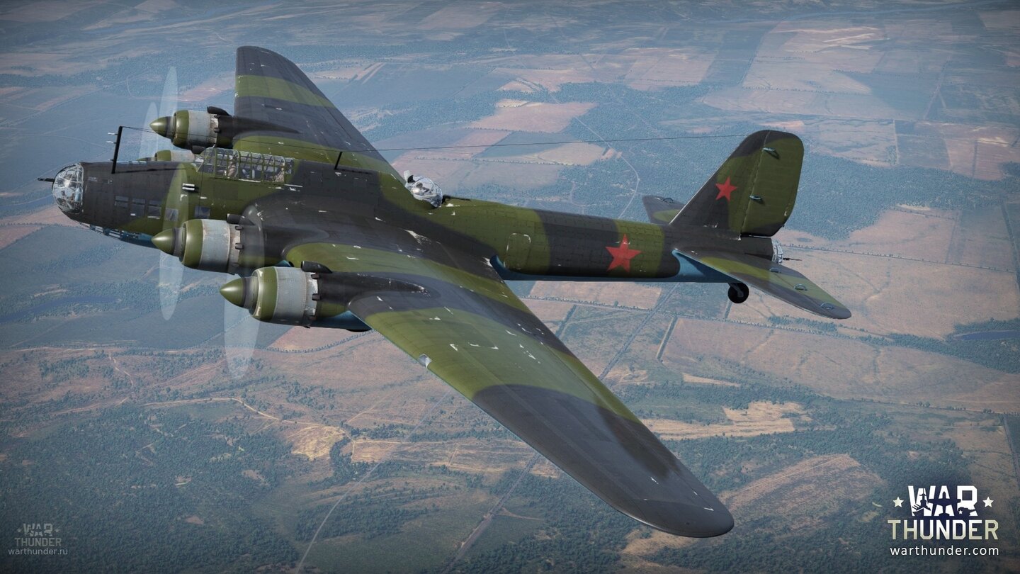 War ThunderPe-8: Dieser schwere Bomber lässt sich am besten als die sowjetische 'Fliegende Festung' beschreiben und verfügt über starke Verteidigungsbewaffnung und eine unglaubliche Bombenzuladung.