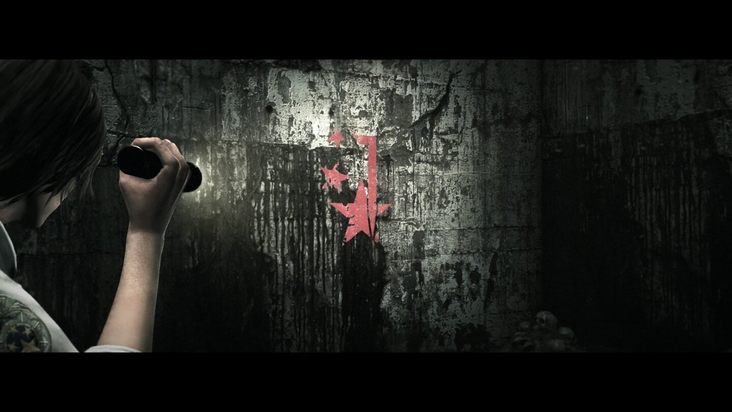 The Evil Within: The AssignmentSolche Symbole geben nach Bestrahlung mit der Taschenlampe verborgene Wege frei.