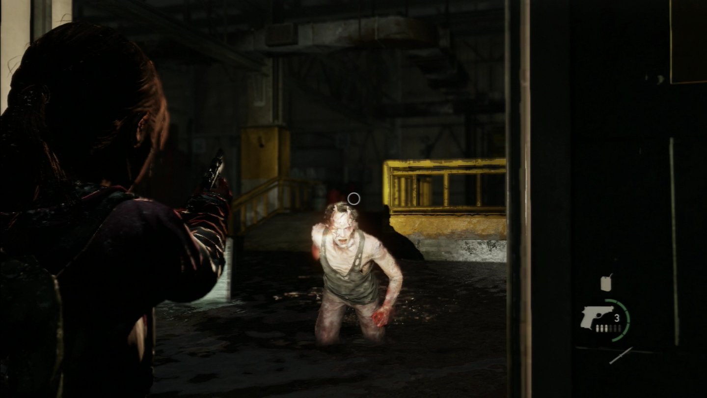 The Last of Us: Left BehindGruselig geht's zu, wenn aus der Dunkelheit Klicklaute ertönen und unvermittelt Pilz-Zombies auftauchen.