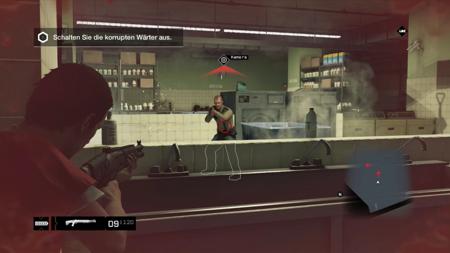 Watch Dogs (PS4-Version)Klassischer Deckungsshooter: Mit der Shotgun bewaffnet luken wir aus der Deckung vor.
