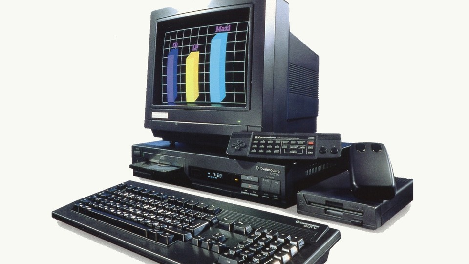 Commodore Dynamic Total Vision geht 1991 als Konkurrenz zu Philips CD-i an den Start. In dem schwarzen Gehäuse stecken die Komponenten eines Amiga 500.