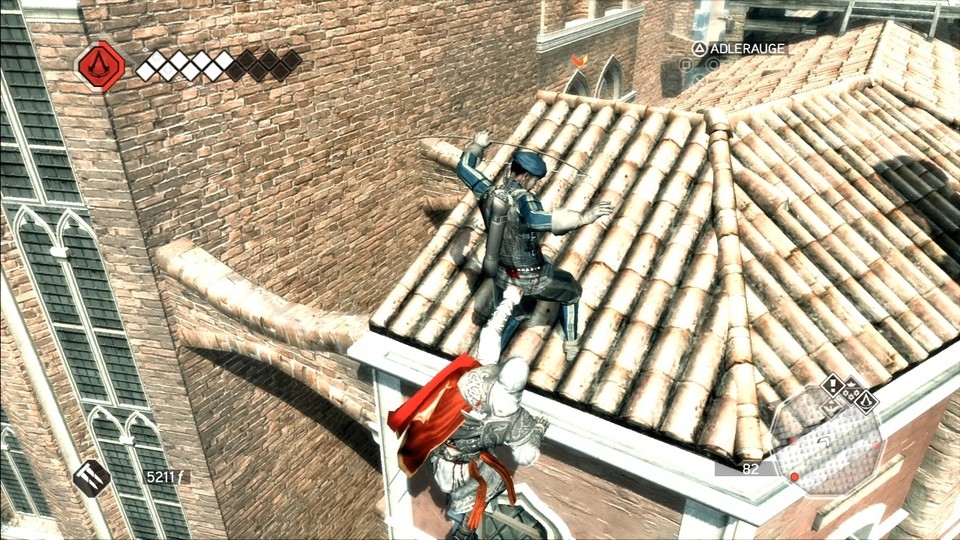 Assassin's Creed 2: Einer der neuen Meuchel-Moves: Zieht euer ahnungsloses Opfer blitzschnell über die Brüstung und das Problem ist erledigt.