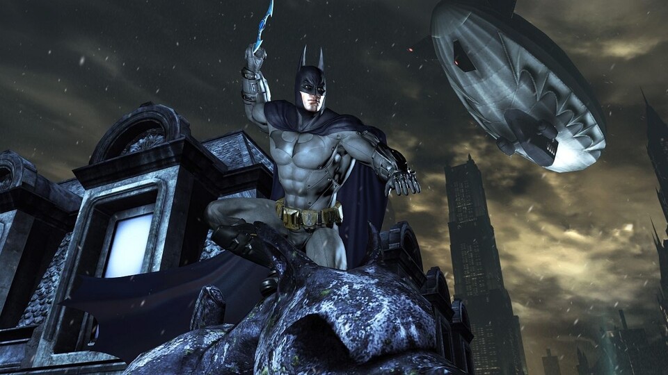 Während Catwoman Bolas und Peitsche einsetzt, schleudert Batman unterschiedliche Batarangs.