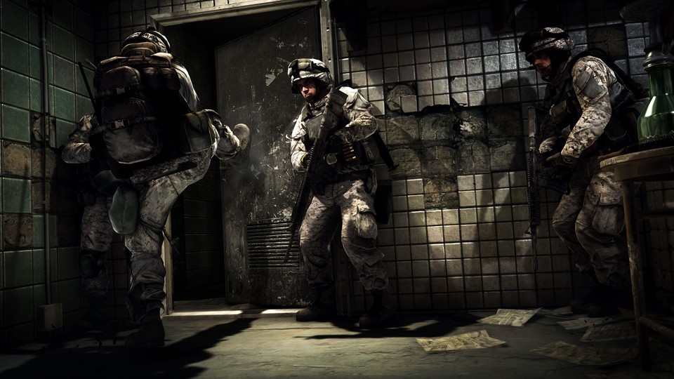 Wo Battlefield 3 mit einer hohen Detaildichte, flüssigen Animationen und toller Beleuchtung glänzt … 