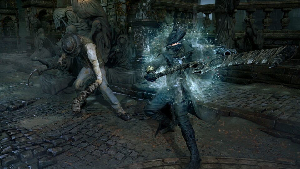 Bei den flotten Kämpfen ist Geschick, Taktik und Timing gefragt. Auch wenn Bloodborne nicht ganz so schwer wie die Souls-Spiele wirkt, ist es alles anderes als einfach.
