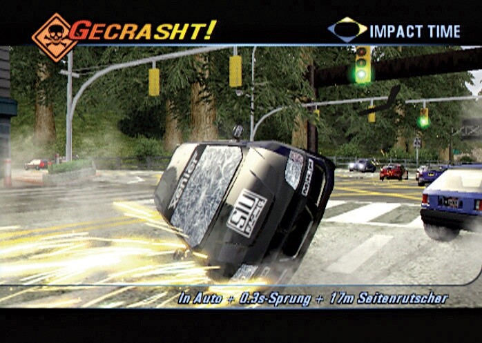 Hier seht ihr den »Crash Impact«: Nach einem Unfall steuert ihr euer Auto auf andere Fahrzeuge. Screen: Playstation 2