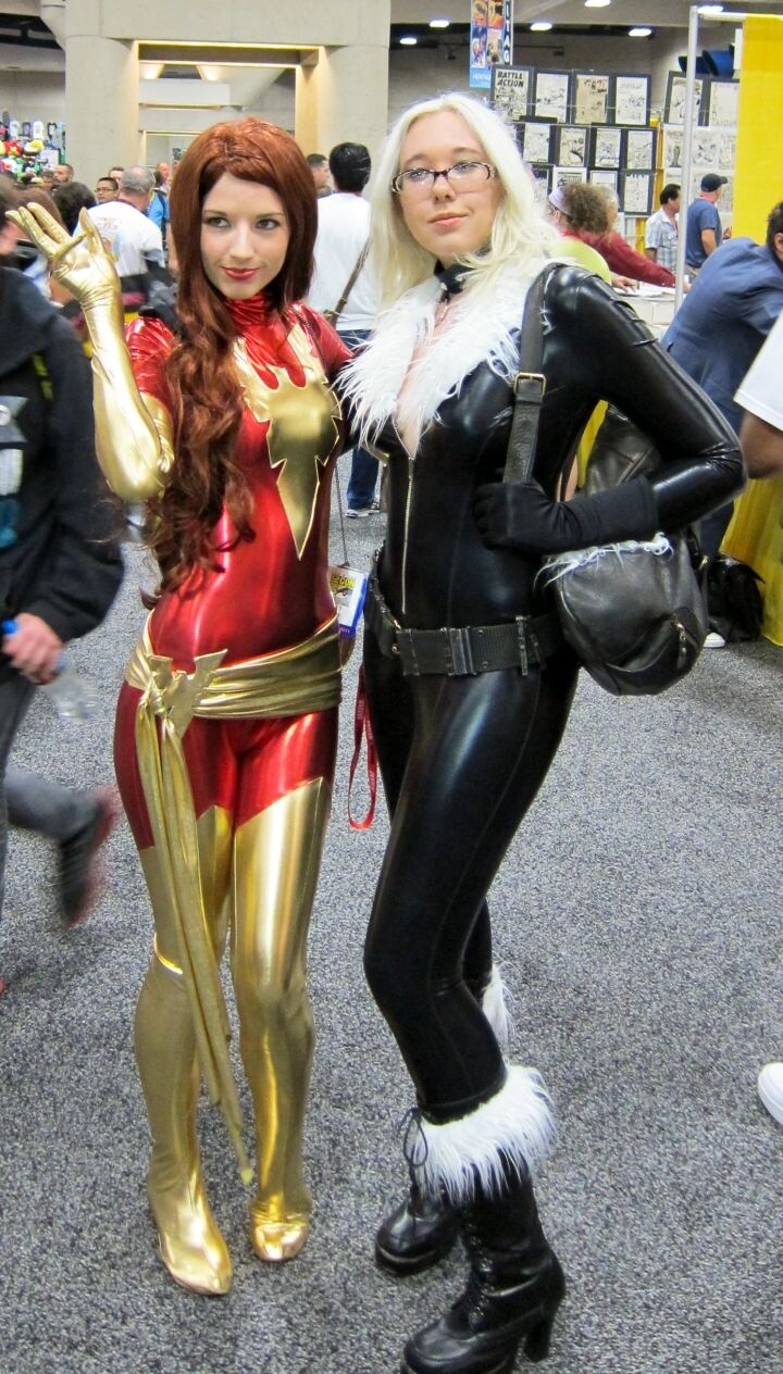 Phoenix und Black Cat - Marvel-Fans gibt es auf der Comic-Con einige.