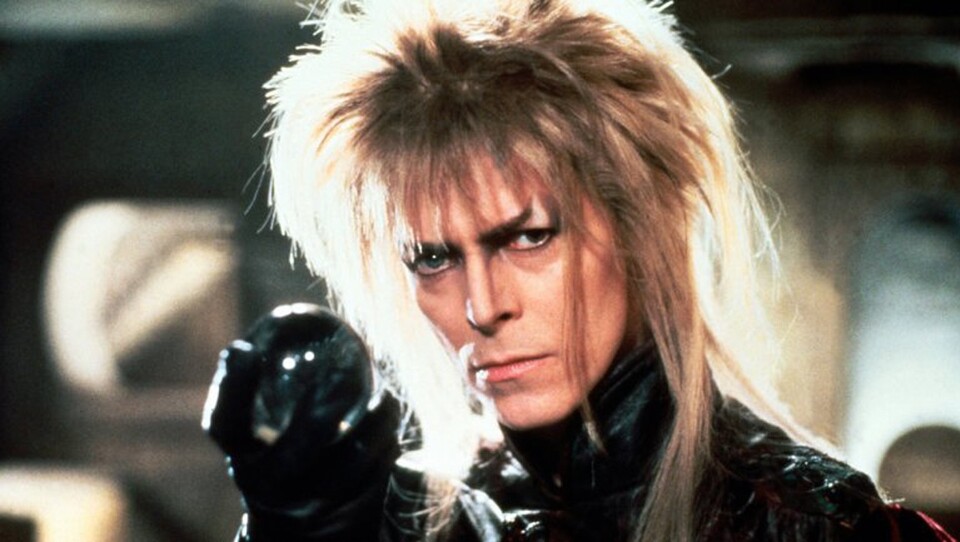 Der inzwischen verstorbene Musiker David Bowie stellt in Die Reise ins Labyrinth den mächtigen Kobold-König da.