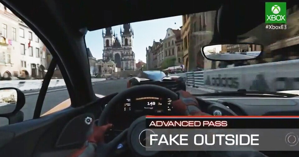 Forza Motorsport 5 analysiert das Fahrverhalten und lädt die Daten in die Cloud hoch. Dieses Antäusch-Überholmanöver gehört dann zum Repertoire der Fahrer-KI und kommt fortan auch bei anderen Spielern zum Einsatz.