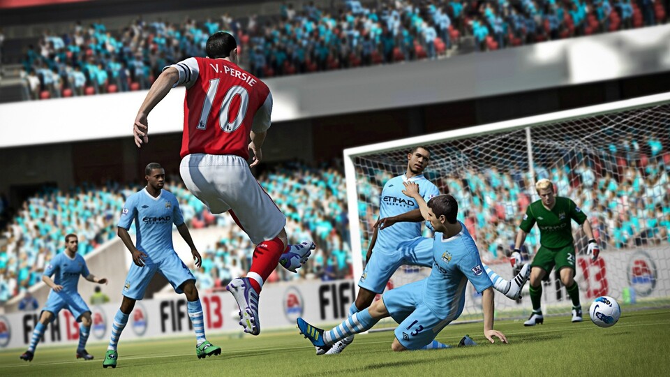 In FIFA 13 werden die Stärken einzelner Starspieler noch besser zur Geltung kommen. Arsenals Robin van Persie ist zum Beispiel sehr abgezockt vor dem Tor.
