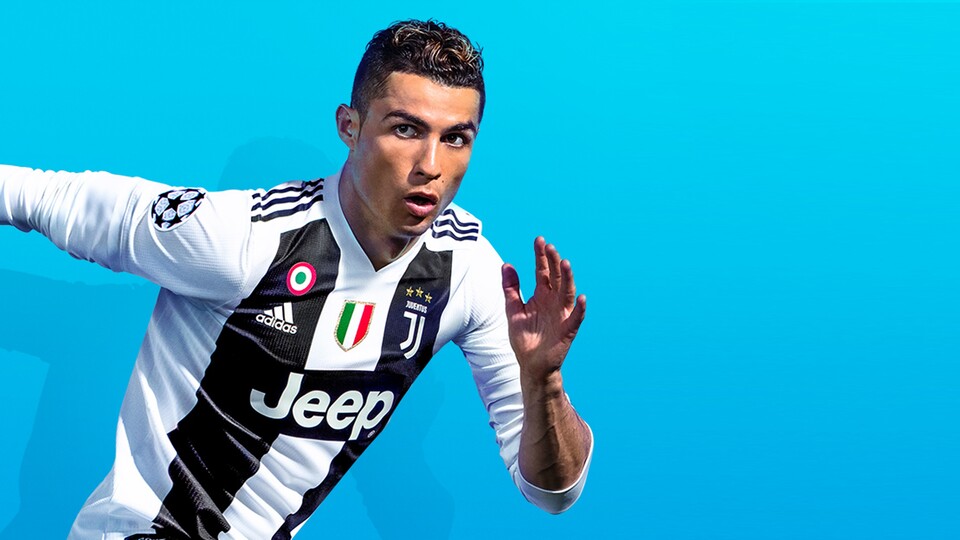 Schon einmal musste das Cover von FIFA 19 geändert werden, da Ronaldo überraschend von Real Marid nach Juventus Turin wechselte.