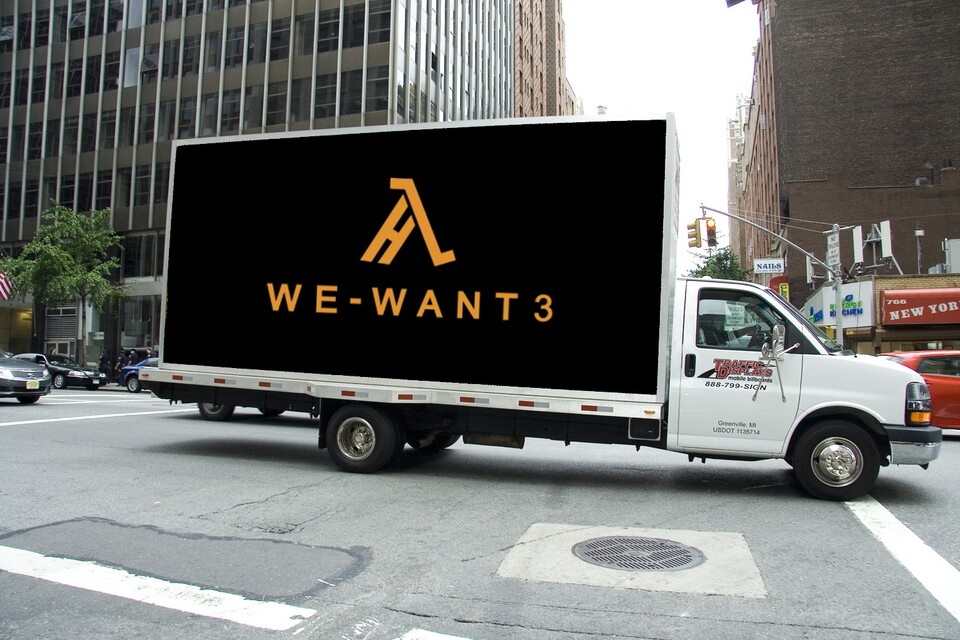 Trucks wie dieser sollen nach dem Willen zweier Marketing-Praktikanten aus den USA demnächst durch New York fahren. Im Rahmen einer schwarmfinanzierten Werbe-Aktion möchten die beiden Valve davon überzeugen, Half-Life 3 zu entwickeln.